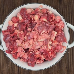 Фарш из тушек перепелов. Мясокостный.